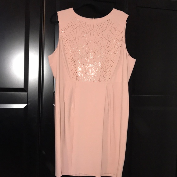 Dorothy Perkins Blush Sleeveless Midi Dress - Picture 1 of 7